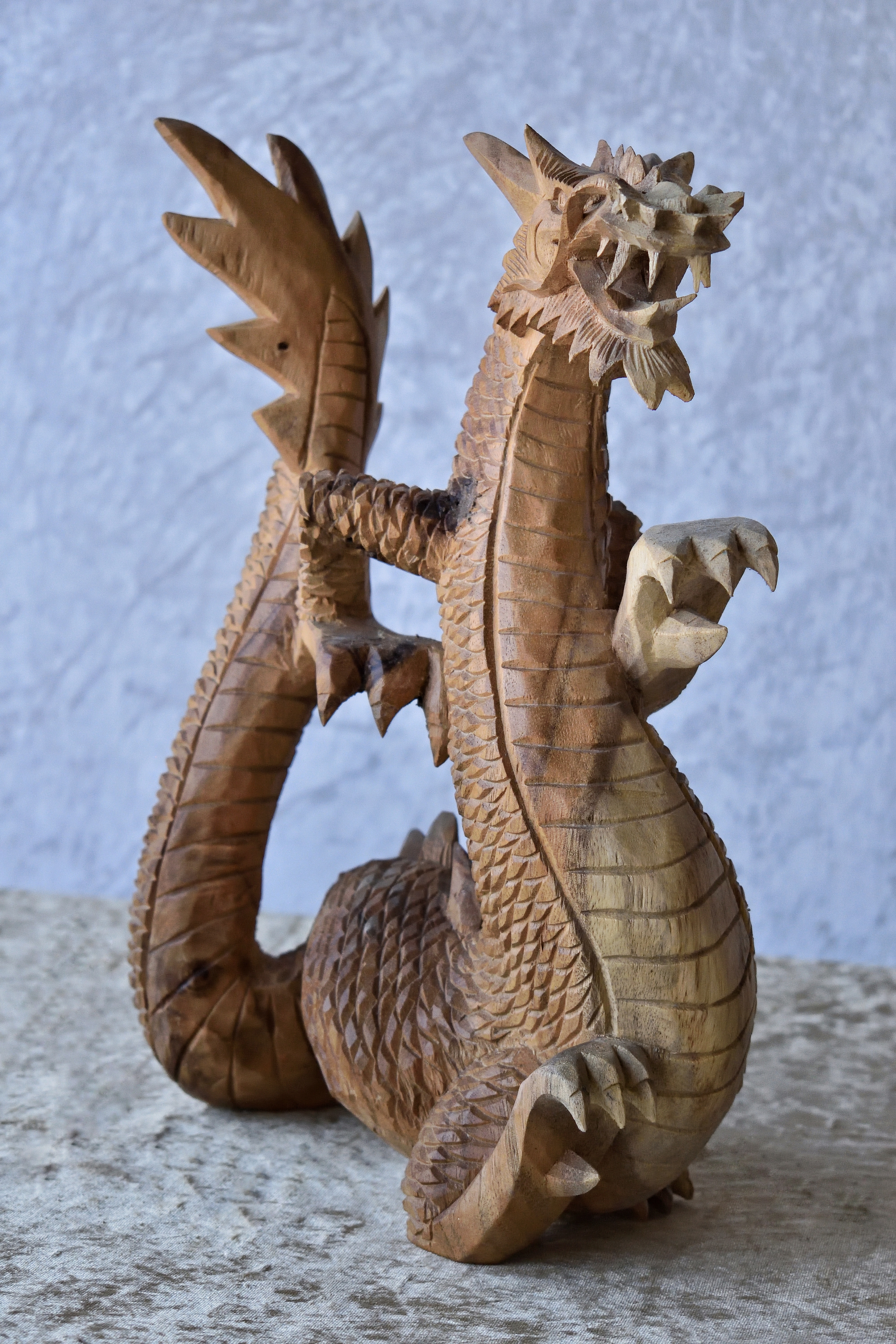 Statue dragon chinois en bois de suar 40cm - LES TRESORS DE BALI